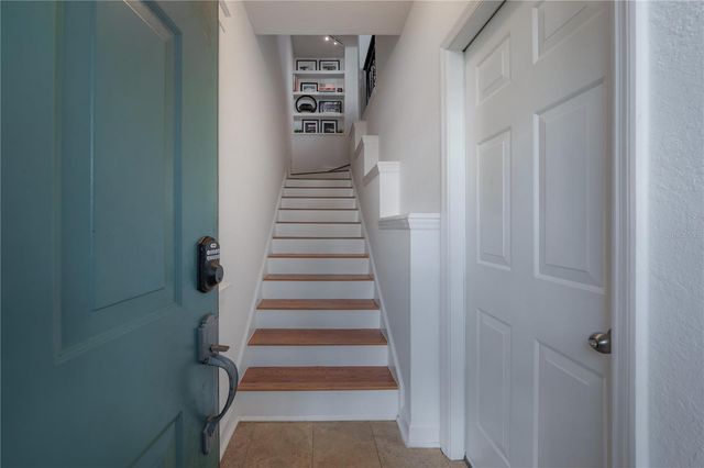 709 MAINSAIL DRIVE 709, Tampa, FL 33602