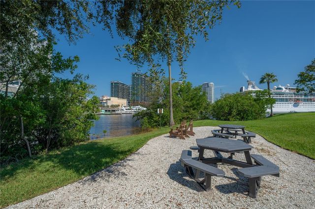 709 MAINSAIL DRIVE 709, Tampa, FL 33602