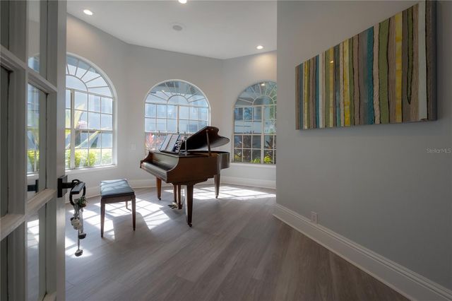 709 MAINSAIL DRIVE 709, Tampa, FL 33602