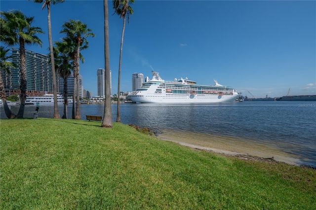 709 MAINSAIL DRIVE 709, Tampa, FL 33602