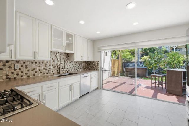 615 Hollyburne Lane, Thousand Oaks, CA 91360