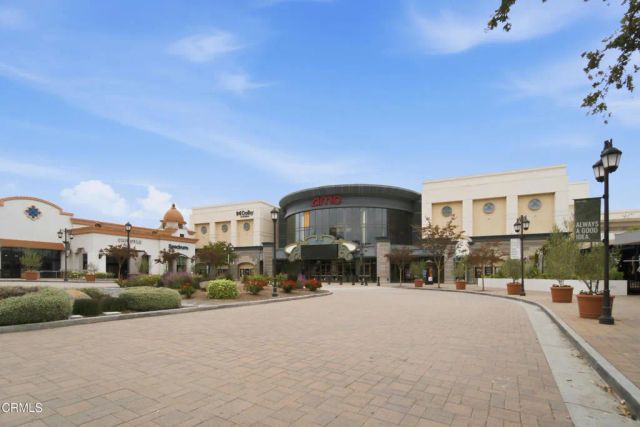 615 Hollyburne Lane, Thousand Oaks, CA 91360