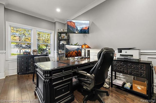 3233 Warick Road, Royal Oak, MI 48073