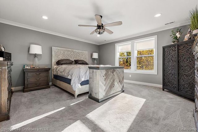 3233 Warick Road, Royal Oak, MI 48073