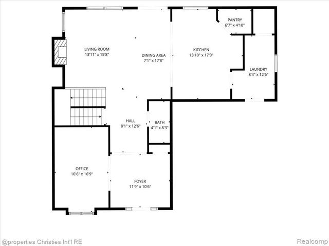 3233 Warick Road, Royal Oak, MI 48073