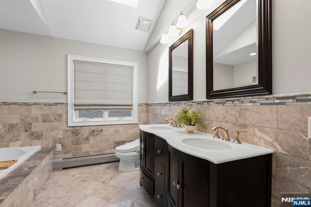434 Nelson Avenue, Cliffside Park, NJ 07010