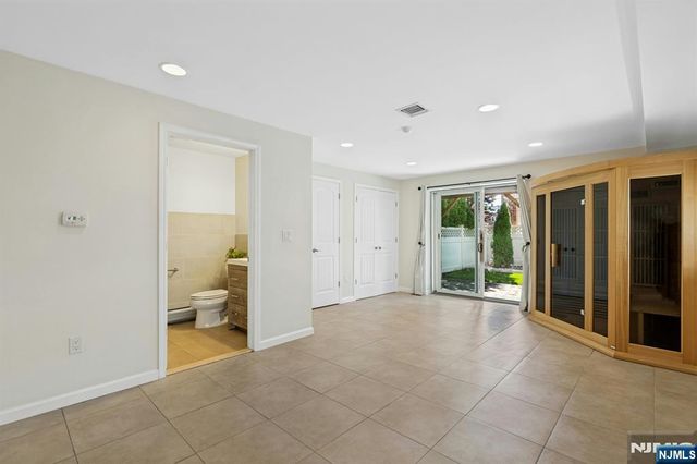 434 Nelson Avenue, Cliffside Park, NJ 07010