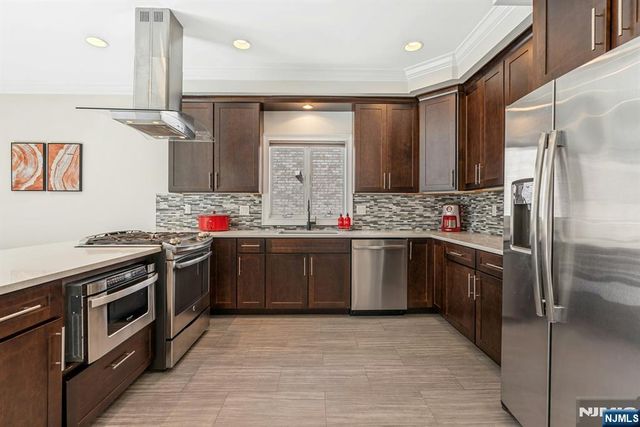 434 Nelson Avenue, Cliffside Park, NJ 07010