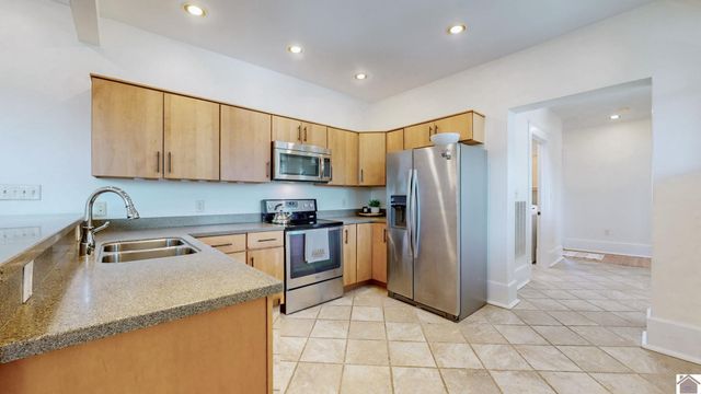 618 Madison, Paducah, KY 42001