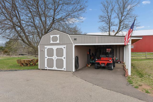 1065 70th Ave, Roberts, WI 54023