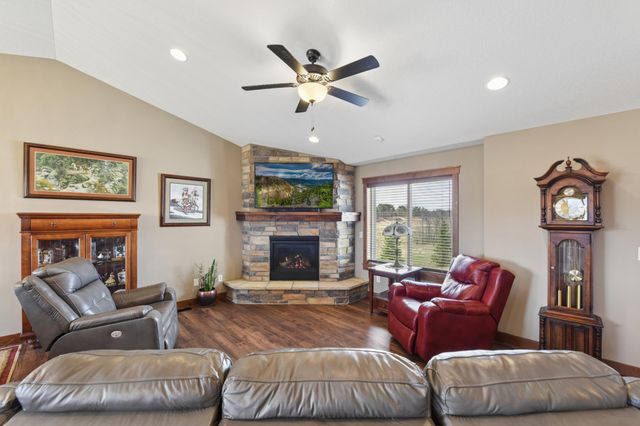 1065 70th Ave, Roberts, WI 54023