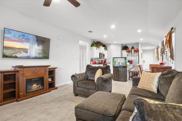 137 Running River Drive, Boyd, TX 76023