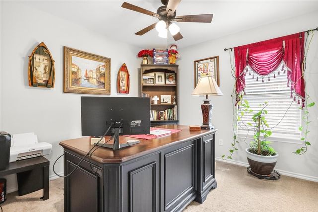 137 Running River Drive, Boyd, TX 76023