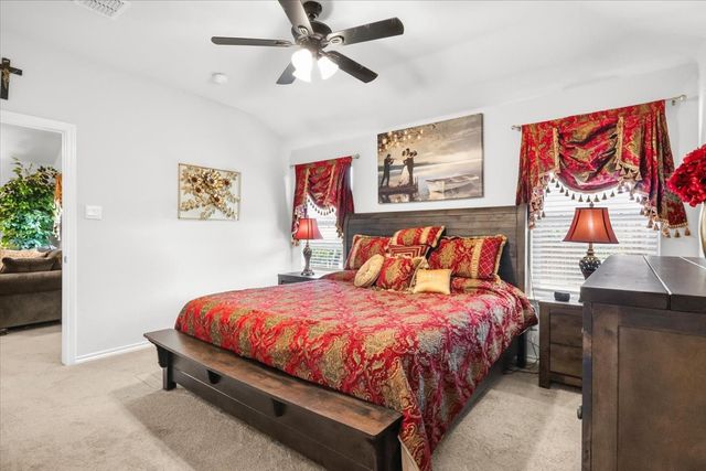 137 Running River Drive, Boyd, TX 76023