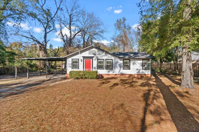 402 W Pine, Overton, TX 75684