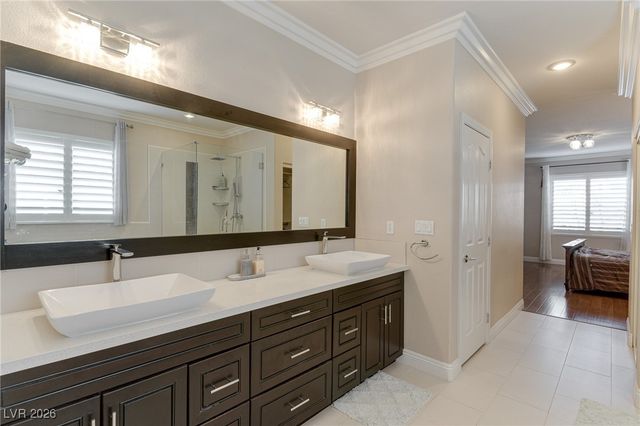 10708 Cliff Mountain Avenue, Las Vegas, NV 89129