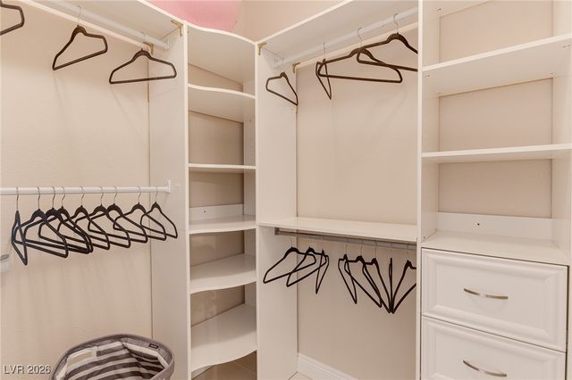 10708 Cliff Mountain Avenue, Las Vegas, NV 89129