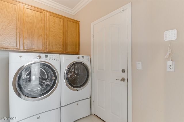 10708 Cliff Mountain Avenue, Las Vegas, NV 89129