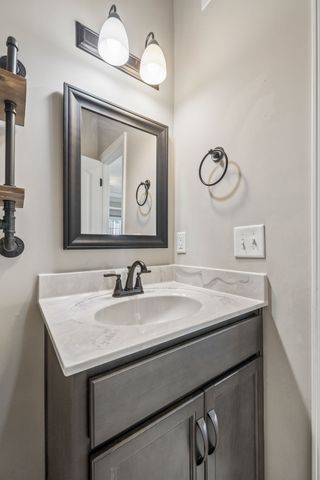 1565 Kestrel Dr, Clarksville, TN 37040