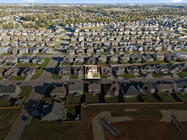 1565 Kestrel Dr, Clarksville, TN 37040