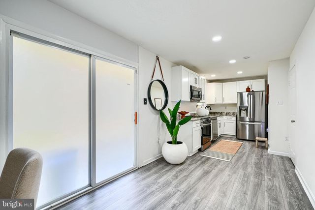 712 UNIVERSITY DR, Waldorf, MD 20602