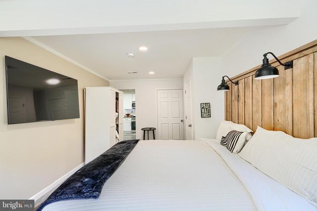 712 UNIVERSITY DR, Waldorf, MD 20602