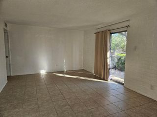 410 E 9th ST C, Elgin, TX 78621