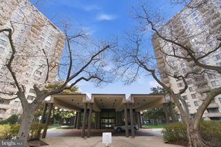 5225 POOKS HILL RD #1323S, Bethesda, MD 20814