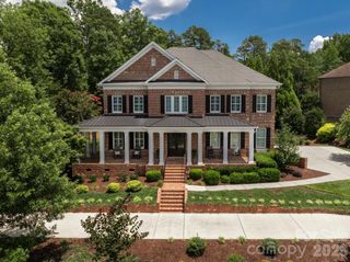 1348 Shinnecock Lane, Fort Mill, SC 29707