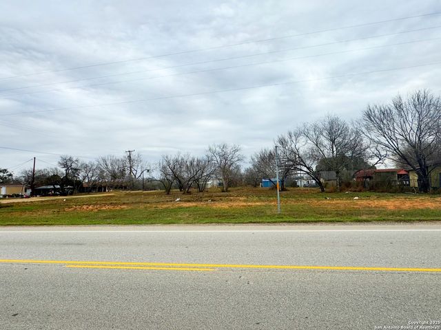 TBD 4th St - Lot 10, Moore, TX 78057