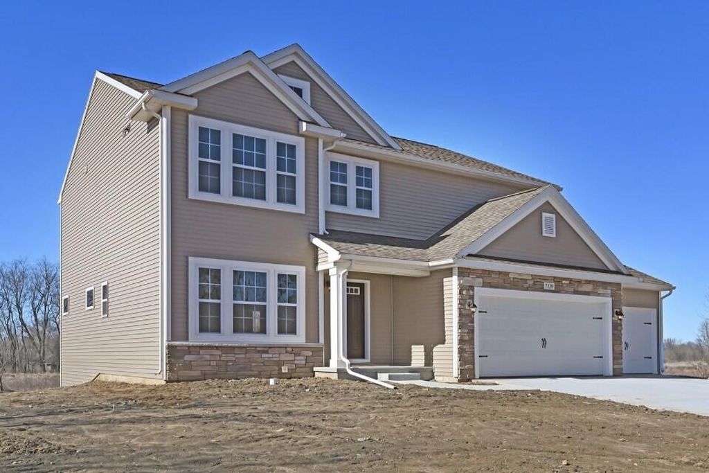 7951 Snow View Drive, Alto, MI 49302