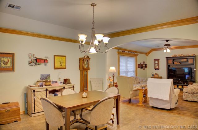 583 S 22nd Place, Collinsville, OK 74021