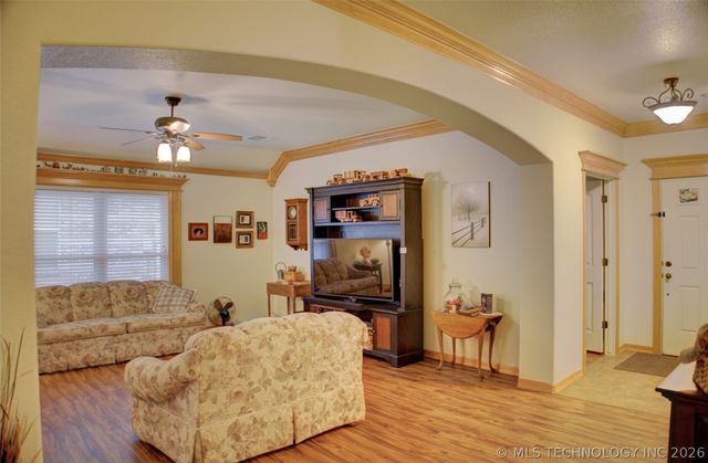 583 S 22nd Place, Collinsville, OK 74021