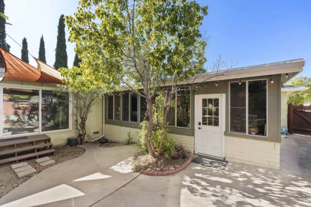 4142 Vista Grande Drive, San Diego, CA 92115