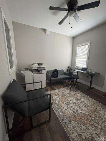 2231 Lynch Street, St Louis, MO 63118