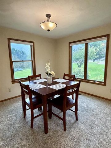 216 York Road, Edgerton, WI 53534