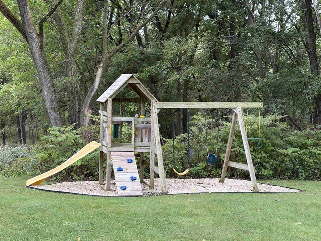 216 York Road, Edgerton, WI 53534