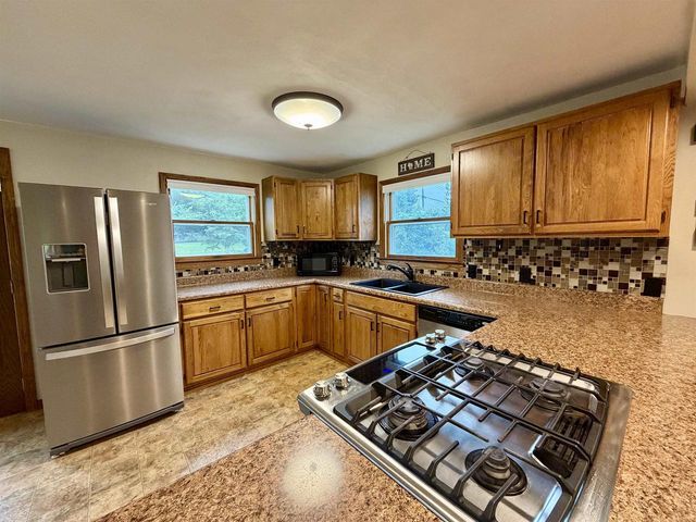 216 York Road, Edgerton, WI 53534