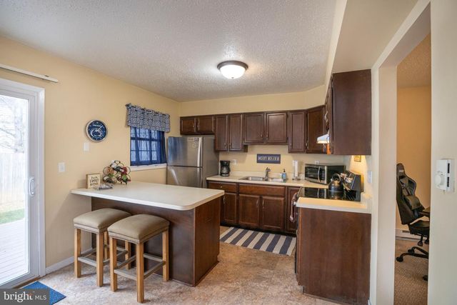 779 GALEN DR, State College, PA 16803