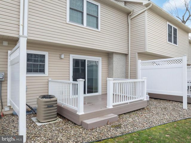 779 GALEN DR, State College, PA 16803