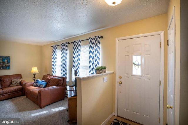 779 GALEN DR, State College, PA 16803