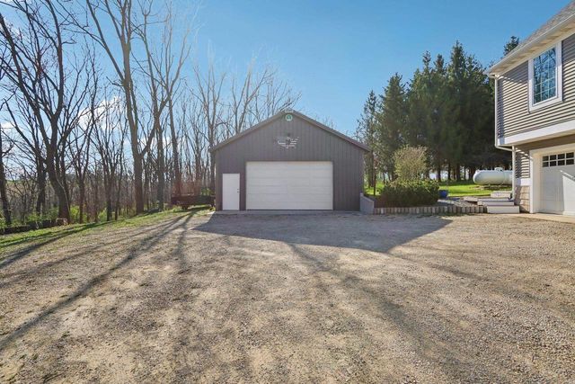 9224 Fargo Road, Mount Horeb, WI 53572