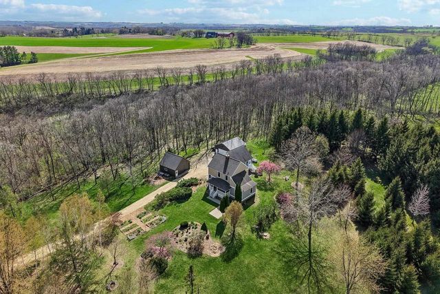 9224 Fargo Road, Mount Horeb, WI 53572
