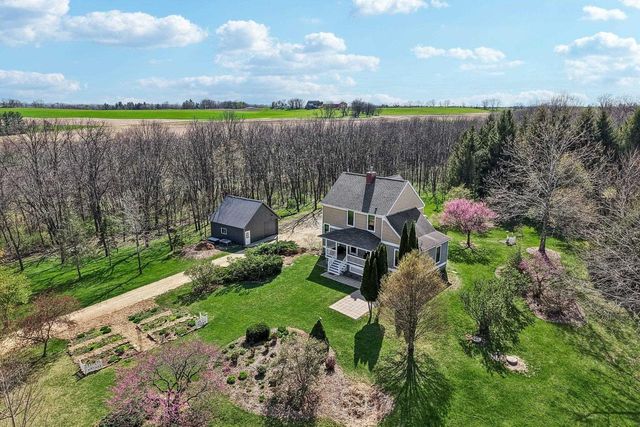 9224 Fargo Road, Mount Horeb, WI 53572