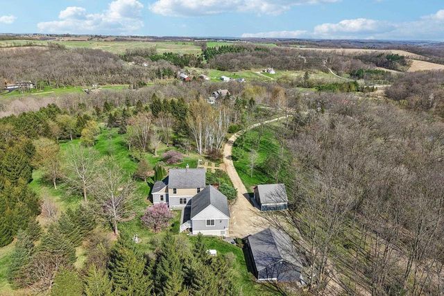 9224 Fargo Road, Mount Horeb, WI 53572