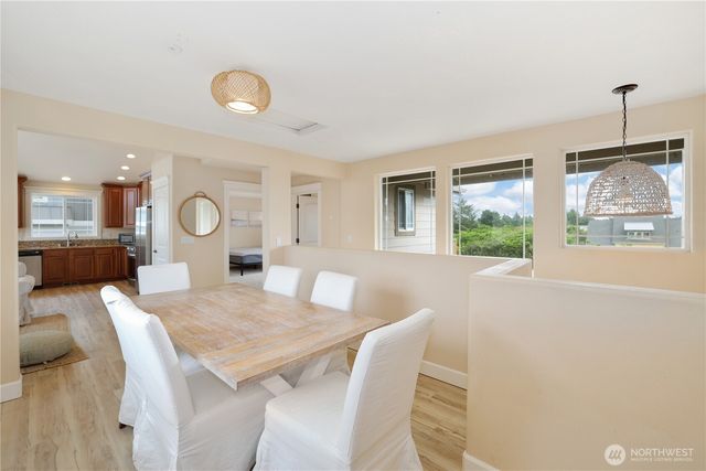 105 Sand Dune Avenue NW, Ocean Shores, WA 98569