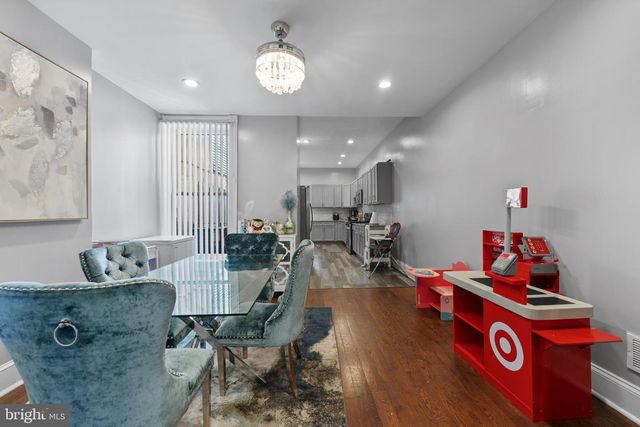 1246 N BROADWAY, Baltimore, MD 21213