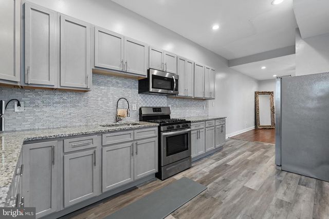 1246 N BROADWAY, Baltimore, MD 21213