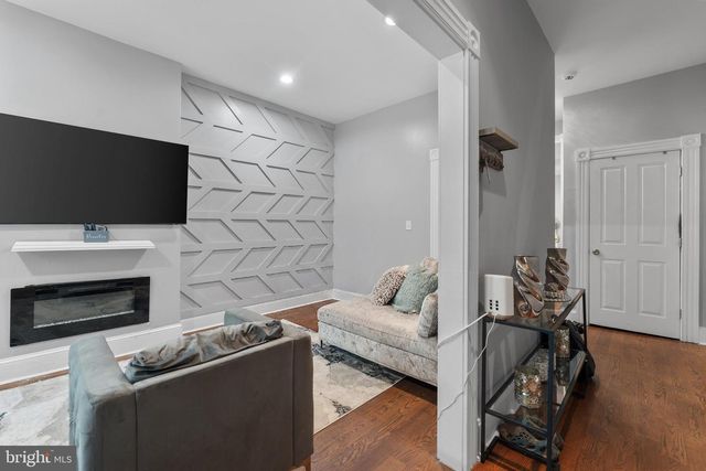 1246 N BROADWAY, Baltimore, MD 21213