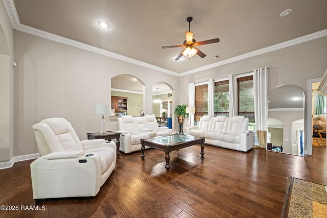 122 Timberland Ridge Boulevard, Lafayette, LA 70507